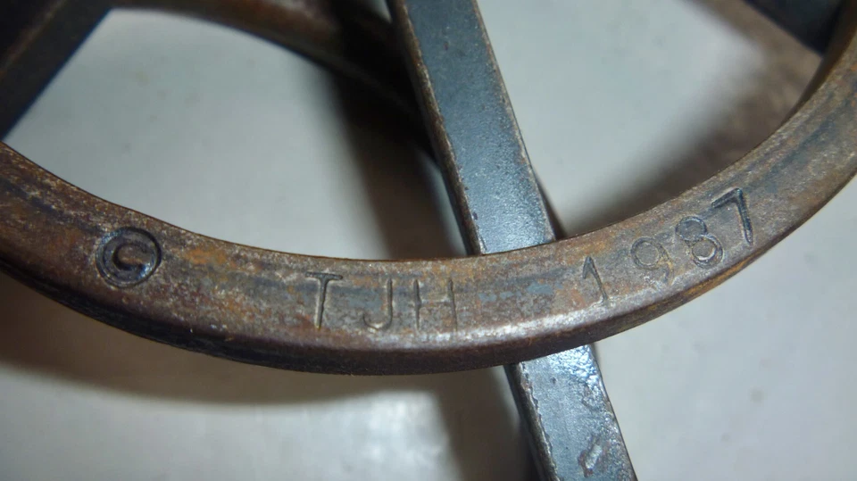 Vintage TJH tavern puzzle 1987 Tucker Jones wrought iron metal chain ball - Image 2 of 2