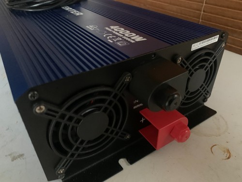 Pure sine wave power inverter 4000W (8000W peak) 230V for 24 Volt battery bank - Picture 5 of 5