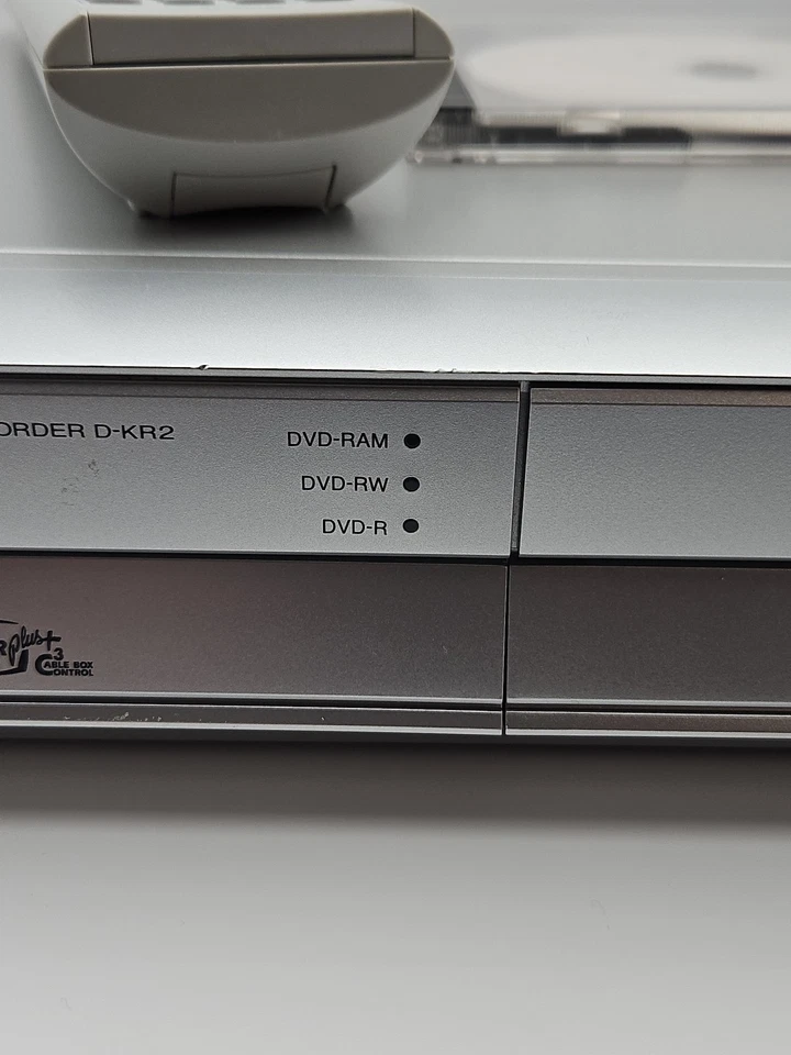 Toshiba D-KR2SU ¡Reproductor/Grabador de DVD con control remoto OG y cables de componentes! ¡Probado! Foto 3 de 4