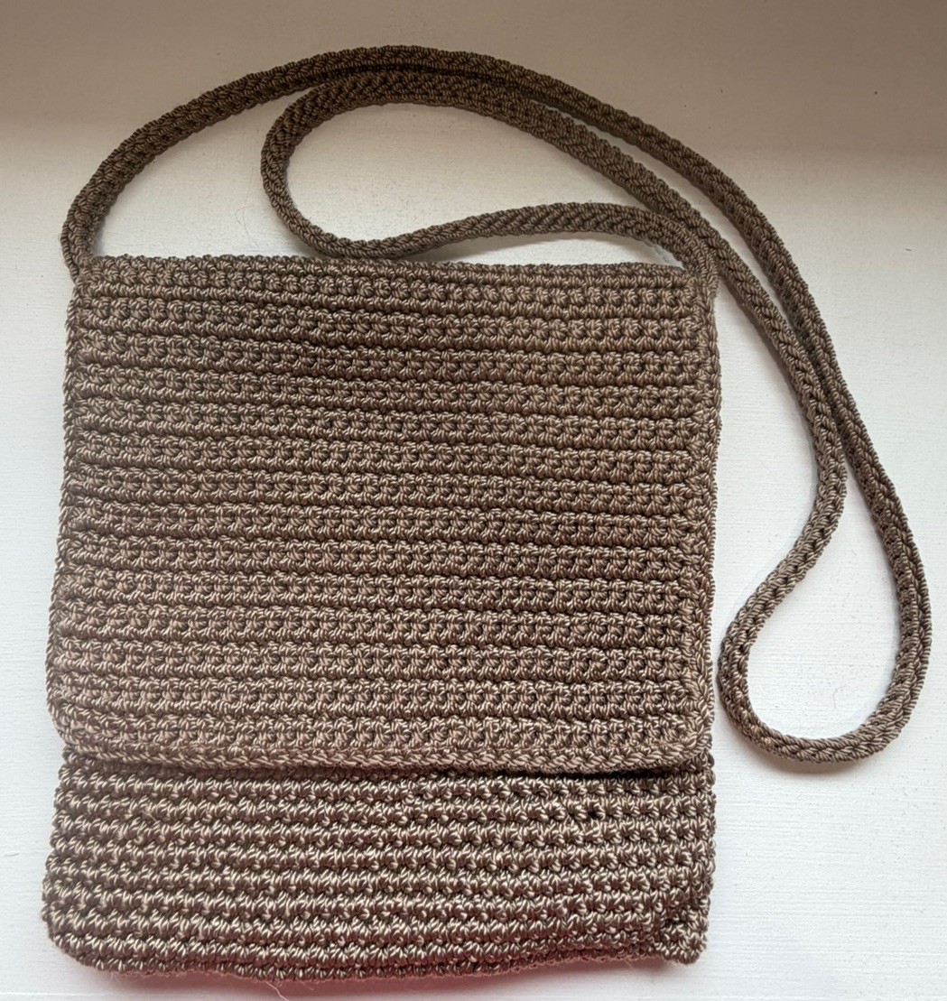 The Sak Mushroom Tan Crochet Small Crossbody Bag Purse Front Flap Logo Tag