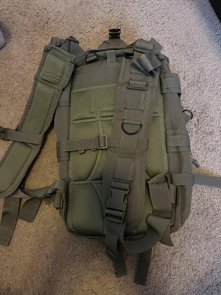 Mochila táctica vudú ligeramente usada Foto 4 de 4