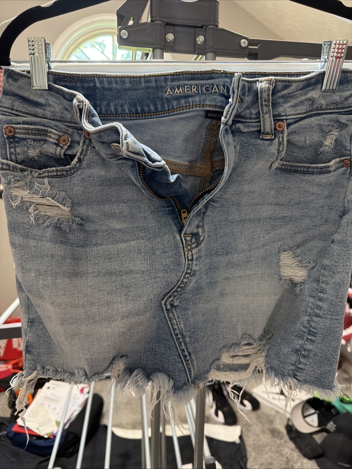American Eagle Outfitters Women's Blue Jean Skirt Size 10 Has Distressing
