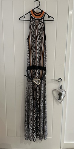 BNWT Karen Millen Halterneck Dress. Size S - Picture 2 of 5