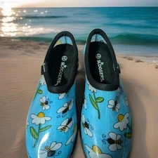 Size 10 Sloggers Women's Waterproof Garden Shoes with a blue bumblebee and...