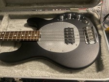 Bass Guitar Ernie Ball MusicMan Sub 4 Strings...