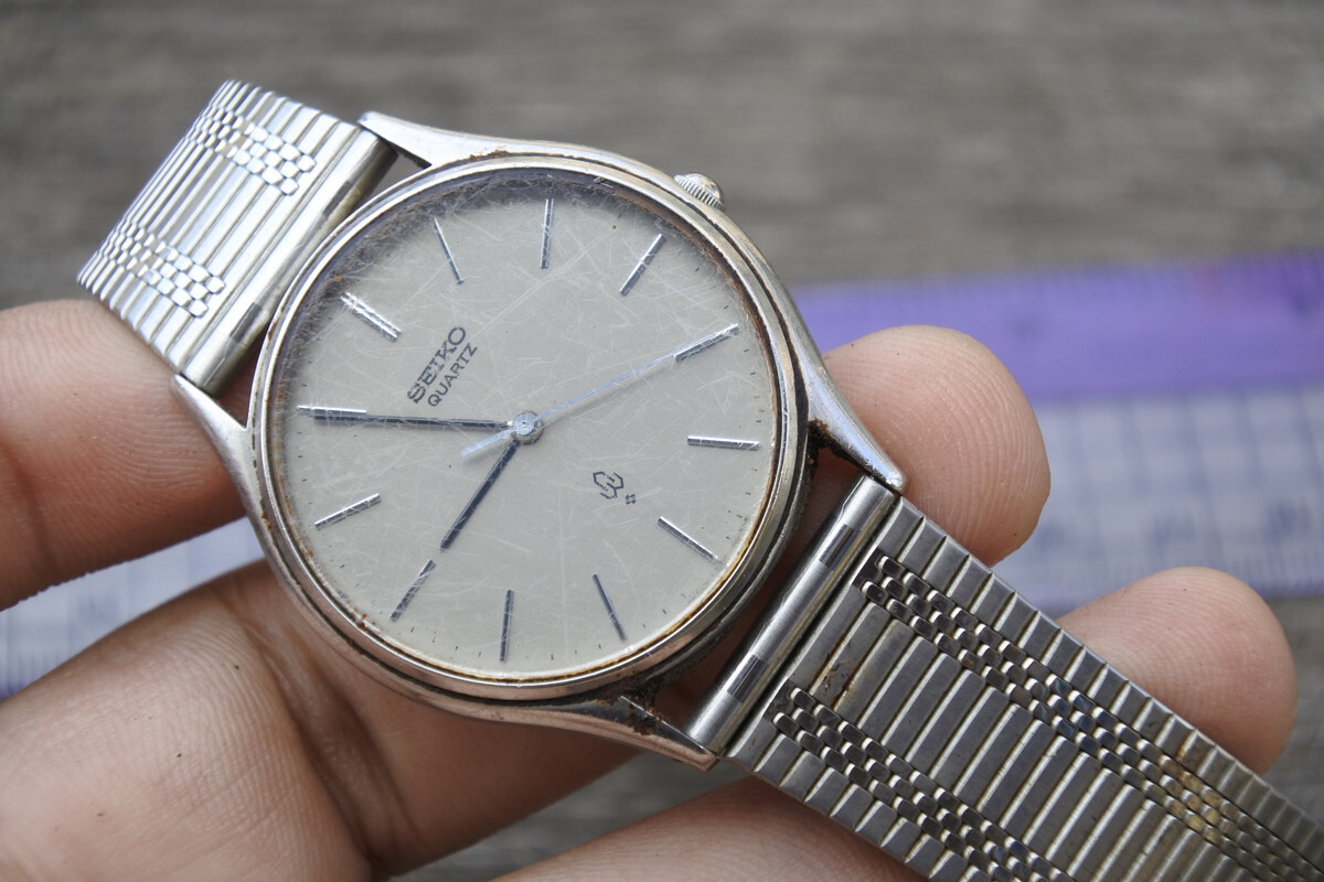 Vintage Seiko 7830 8030 Gray Dial Men Quartz Watch Japan Round