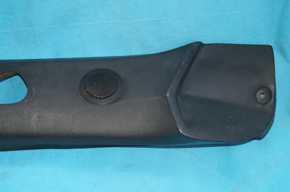  Tapicería del panel de la puerta del pasajero superior derecha BMW-E24-628CSi-633CSi-635CSi Foto 2 de 4