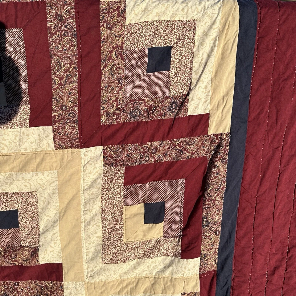 Edredón de retazos cosido a mano vintage borgoña clásico cabaña de troncos Foto 3 de 4