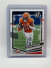2023 Donruss Base #50 Darnell Mooney - Chicago Bears 