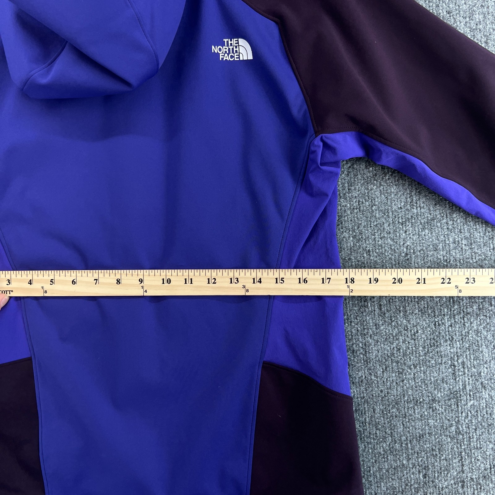 North Face Women's MEDIUM Windwall Softshell Jack… - image 13