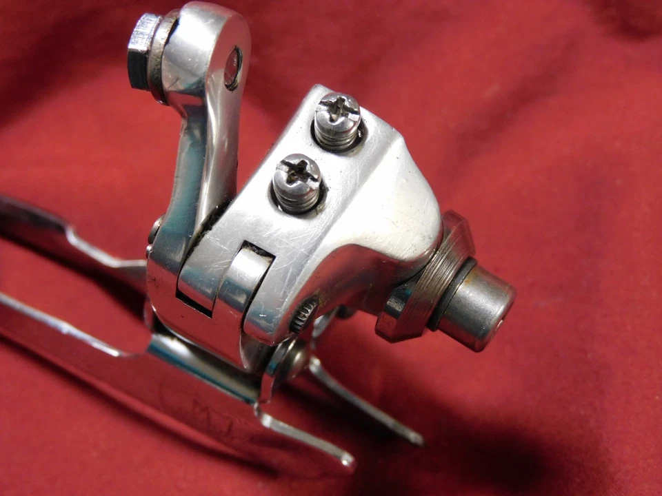 Desviador delantero Campagnolo C-Record Braze-on A021 / A022 vintage de finales de los 80 Foto 4 de 4