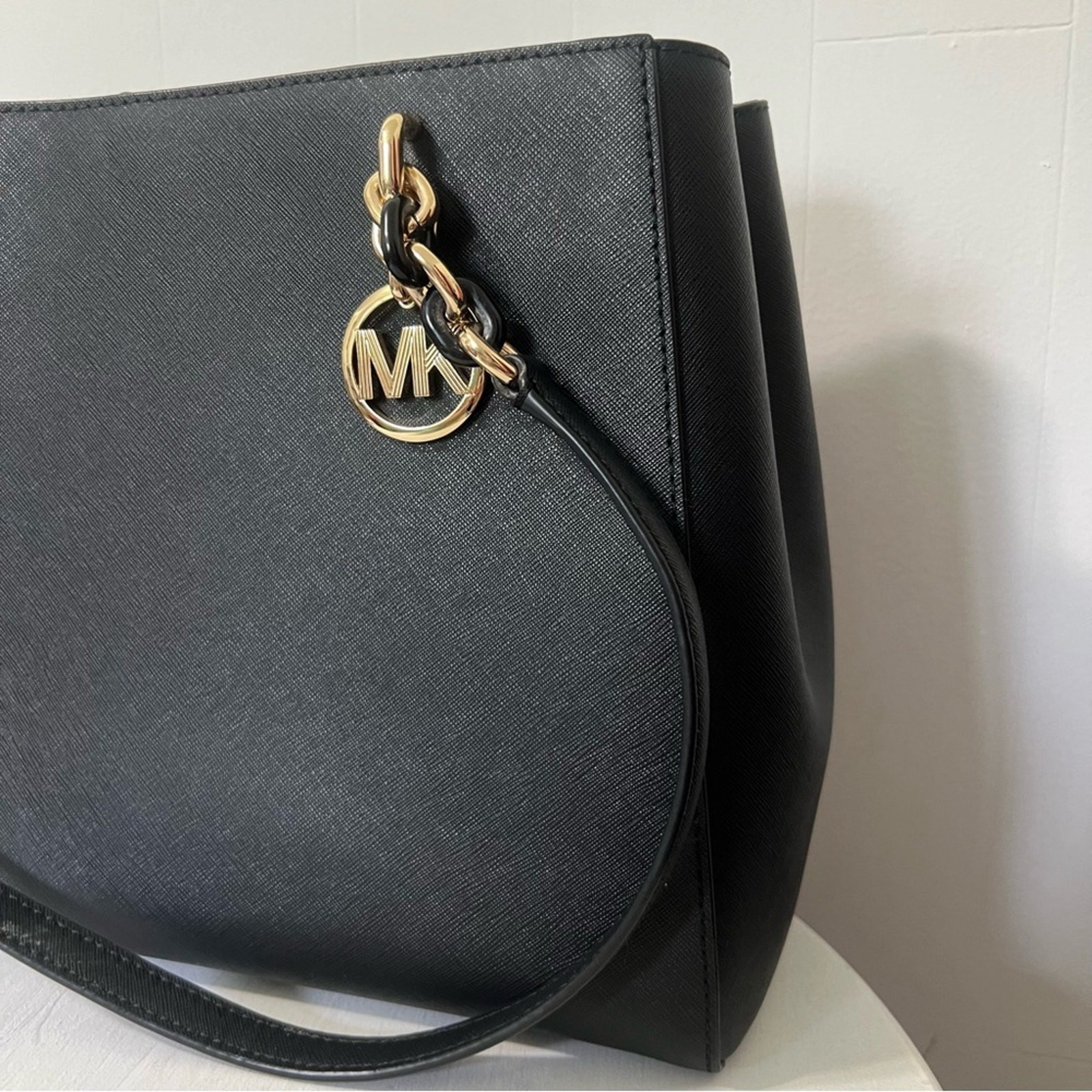 Michael Kors Sofia Black Leather Structured Tote … - image 2