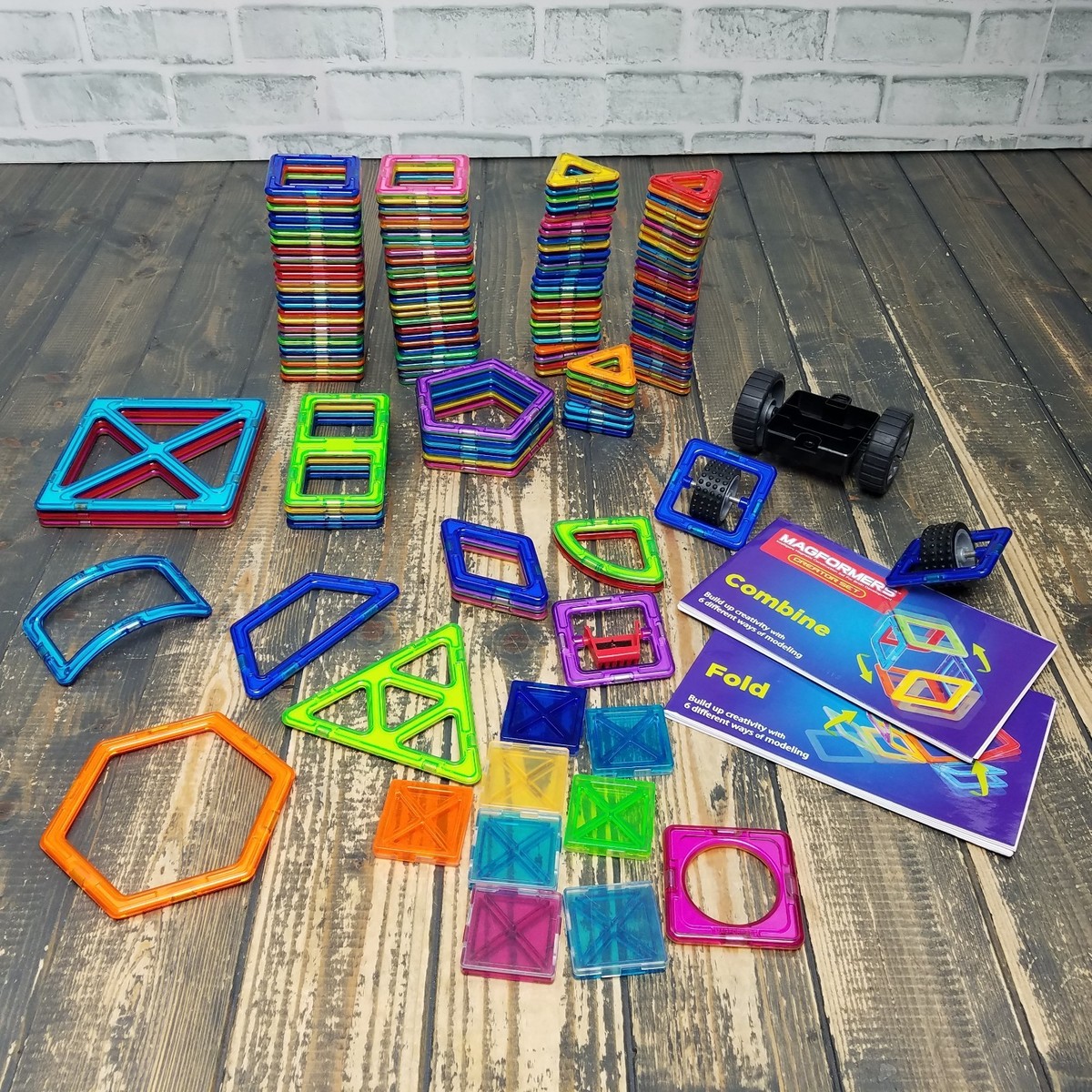 Lot of 150 Magformers Pieces Magnetic Building Mixed LOT with