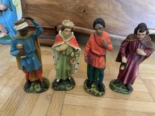 4 piękne stare figurki do szopki figurka do szopki gips oznakowana święci 3 królowie pasterz