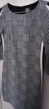 Vince Camuto Black White Plaid Zip Closure 3/4 Sleeve Side Stripe Misses Size 6