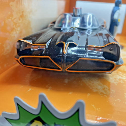 1966 Batman Classic TV Series Diecast Batman, Robin And Batmobile VTG 1:24 Jada