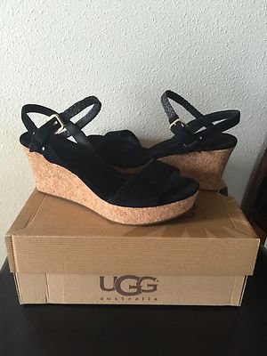 UGG Australia D'ALESSIO Platform Wedge Sandals  BLACK SUEDE ,SHOES US: 9.5