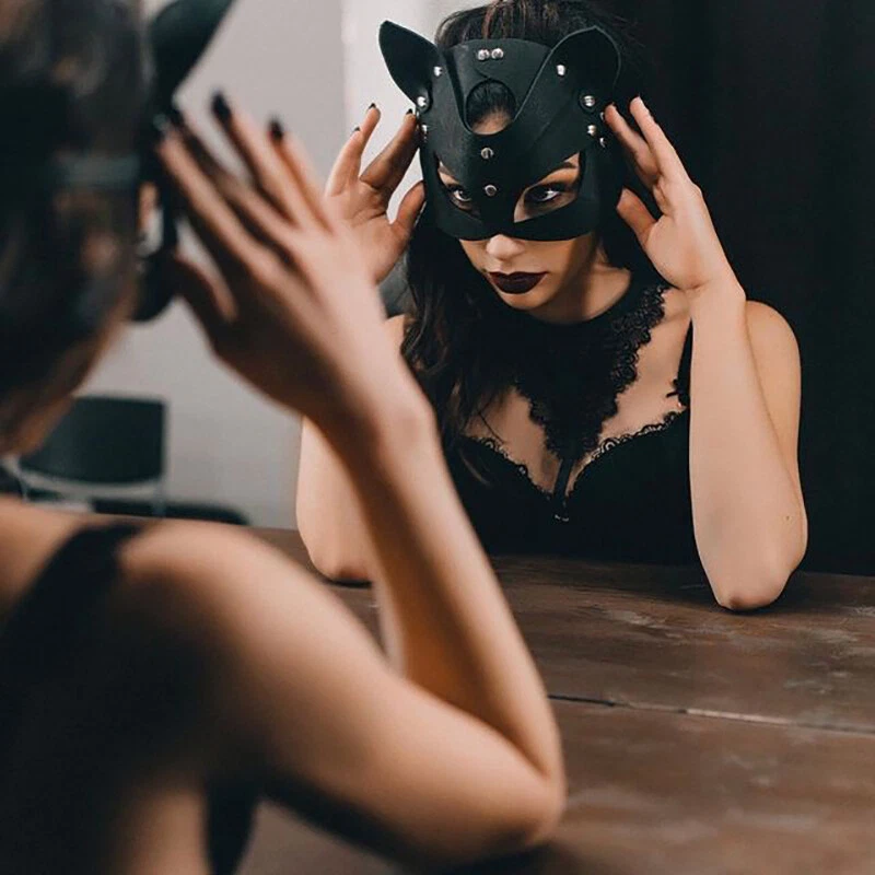 Mujeres Sexy Gato Máscara Media Cara Zorro Juegos con disfraces Máscara de Cuero Fiesta Mascarada Elegante Foto 4 de 4