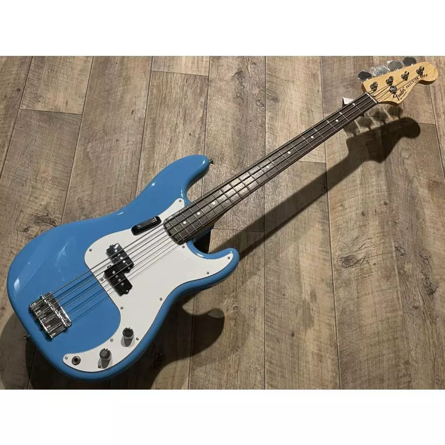 Fender precision bass blue deals