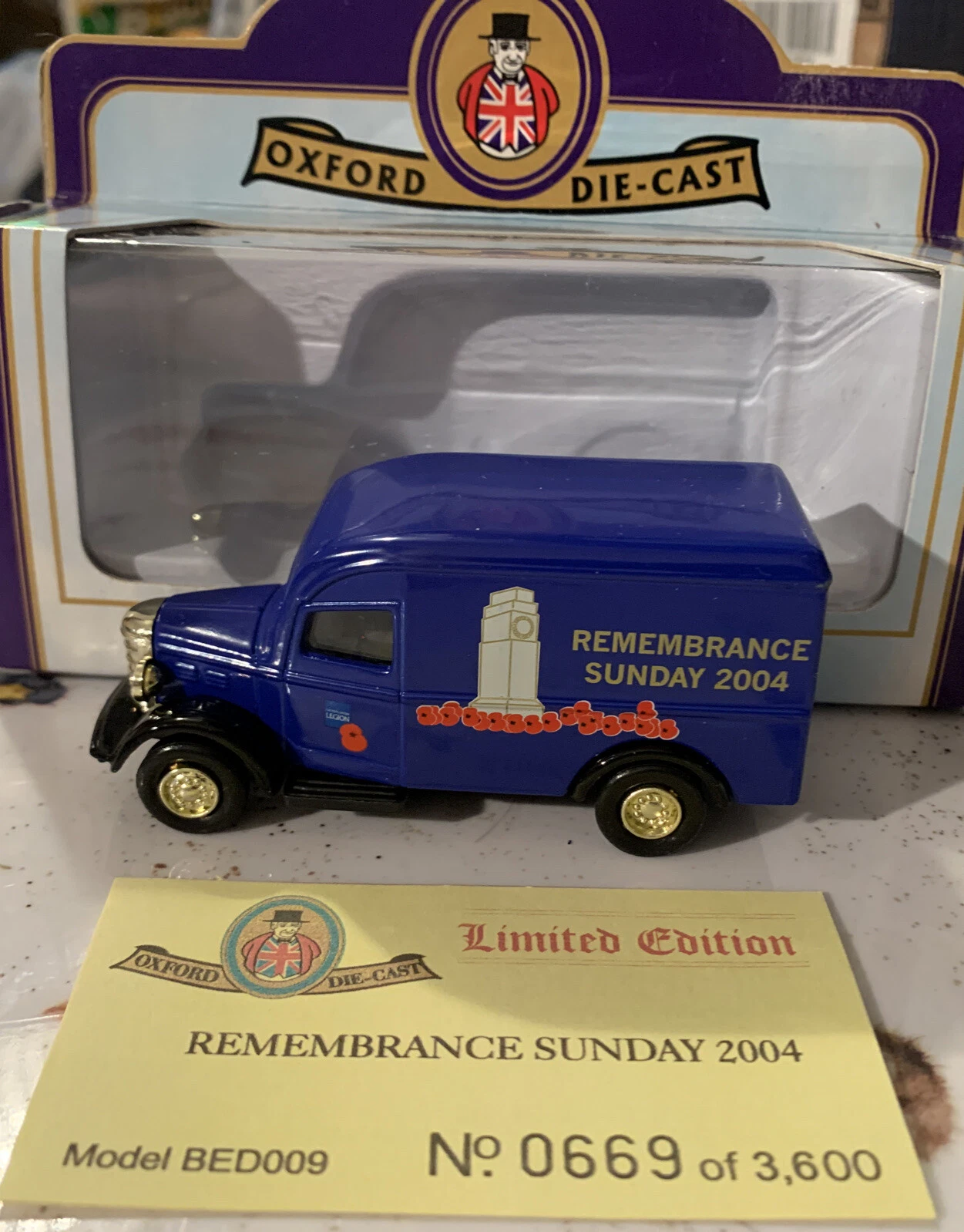 VANS Ltd Ed Oxford Diecast BED009 Remembrance Sunday 2004 #669 3600 in scatola