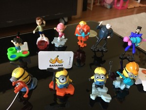 kinder surprise despicable me