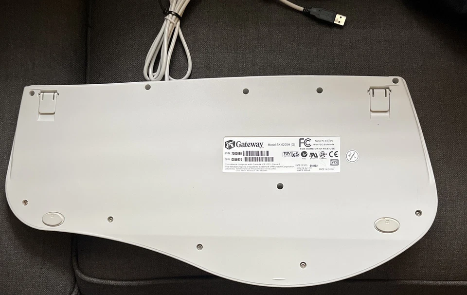 Gateway Natural MultiMedia Keyboard Ergonomic Comfort SK– 6205H - Image 3 of 4