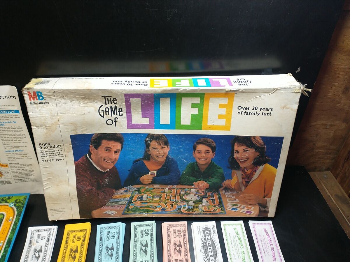 Vintage 1991 The Game of Life Board Game Milton Bradley