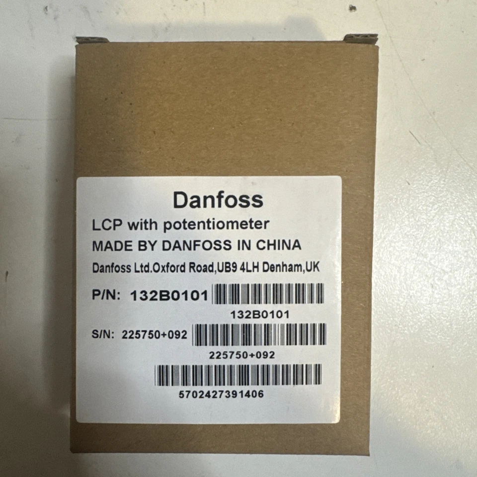 Danfoss 132F0018 VLT Micro Drive FC-051PK75T4E20H3XXCXXXSXXX W/ LCP 132B0101 - Image 3 of 4