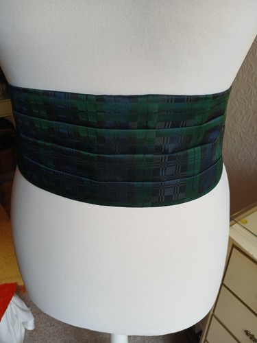Cumberbund 4 Pleat Black Watch Tartan Polyester Fabric, Fully Adjustable, Unworn
