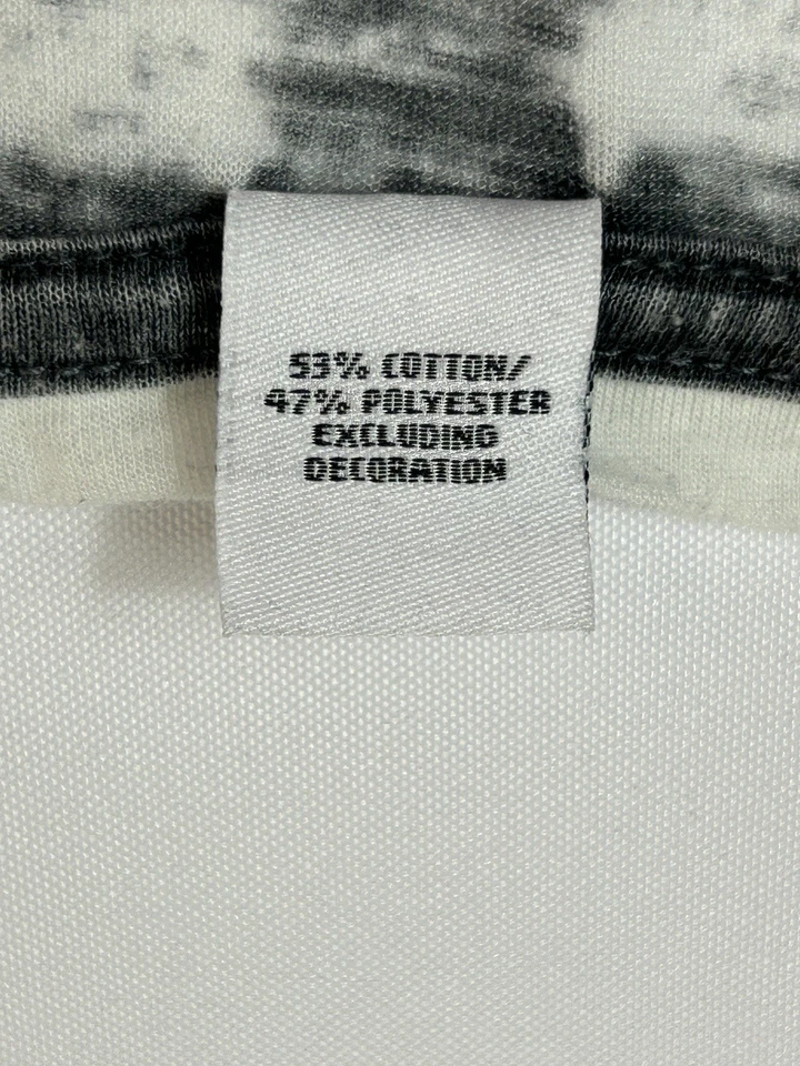 Camiseta grande para mujer marca Vegas Golden Knights gris blanca envejecida NHL del 47 Foto 3 de 4