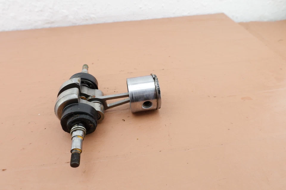 Poulan Wild Thing 2375 Chainsaw OEM Crankshaft - Image 3 of 4