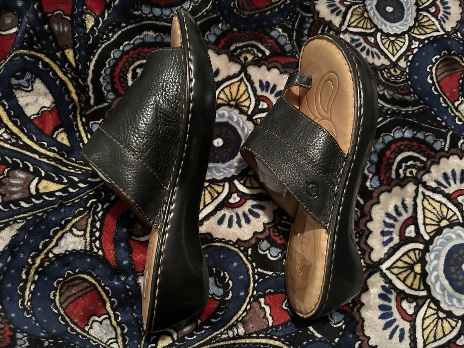 Born toe loop Ring Black sandals leather Size 11 - image 6