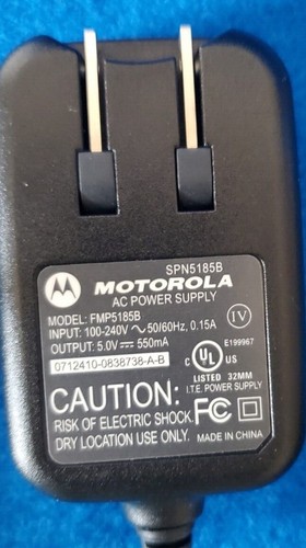 MOTOROLA PAORTABLE BUETOOTH SPEAKERPHONE, WITH CABLES AND CLIP. - Zdjęcie 5 z 6