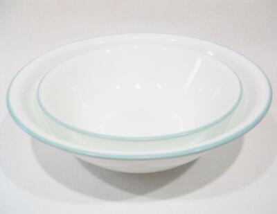   NEW Corelle DELANO 2-Qt SERVING BOWL 10.25'' Aqua Blue Sea Mist Green Rim