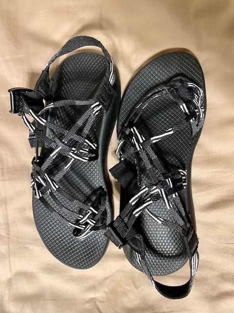 chaco women size 10 classic zx3 scatter black/white sport chaco women size 10 classic zx3 scatter black/white sport
