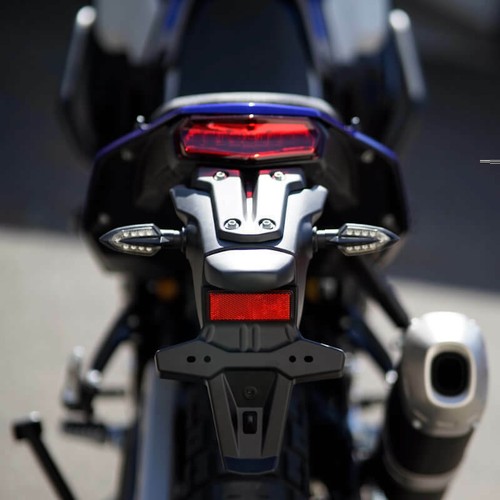 YAMAHA TENERE 700 Set di frecce led ORIGINALI YAMAHA + KIT CABLAGGIO ORIGINALE - Foto 7 di 12