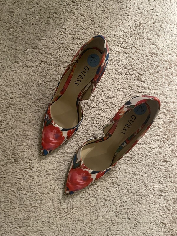 New Guess Floral d’orsay pointy toe stiletto pump heels Size 7.5