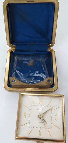 Interesting Job Lot Travel Clocks + Night Case. - Afbeelding 8 van 13