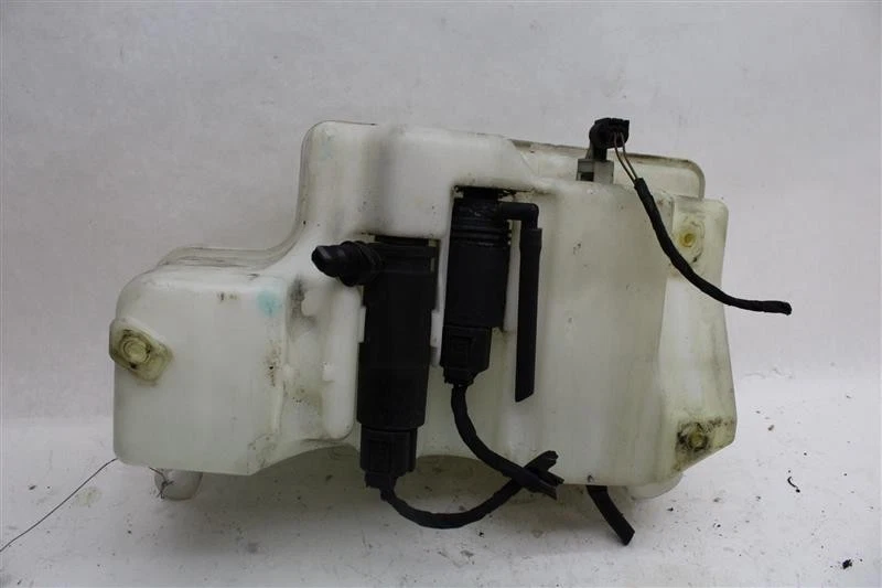 Used Washer Fluid Reservoir fits: 2003 Bmw 745I Grade A Foto 3 de 4
