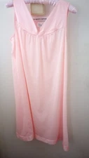 Vintage Vanity Fair Nightgown Womens Med Nylon Silky Pink Midi Grannycore 