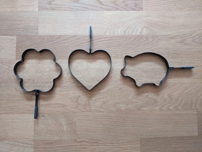 TCM, drei Spiegelei-Formen, Edelstahl 18/10, mit Antihaftbeschichtung