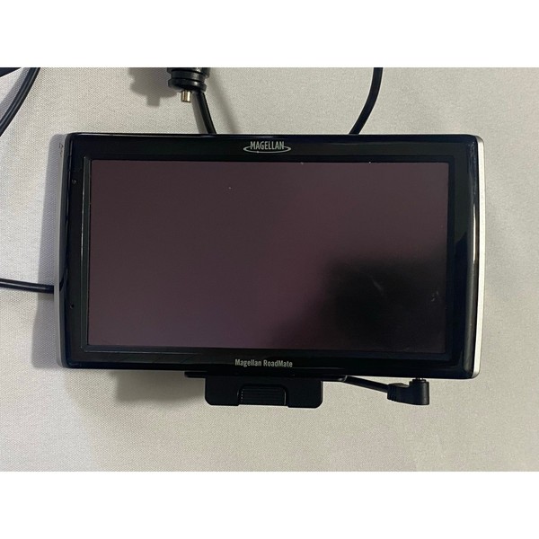 Magellan RoadMate 9200-LM GPS con cargador paquete de pantalla de 7"