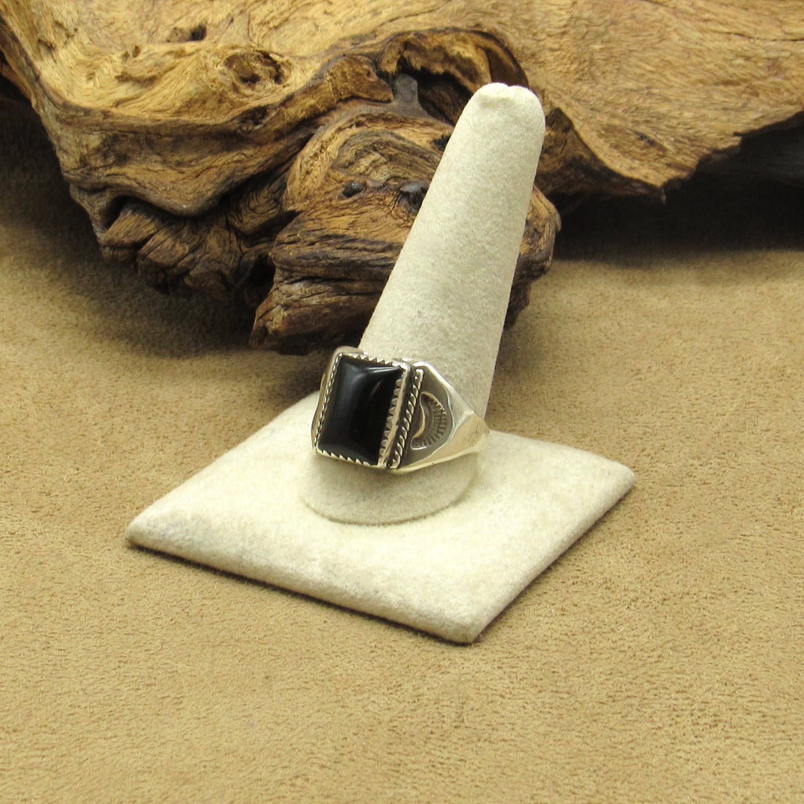 Sterling Silver Rectangular Black Onyx Ring Size … - image 3