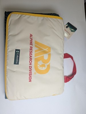 Original Kith x Columbia Packable Throw Blanket, RTARE, SOLD OUT EVERYWHERE!