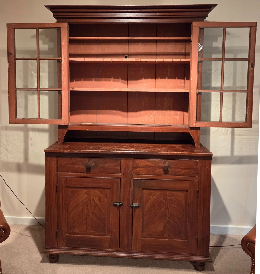 古董 PA 荷兰松木 12 窗格谷物彩绘 2 件平背橱柜,Ca. 19 世纪 60 年代 — 第 2/4 张图片