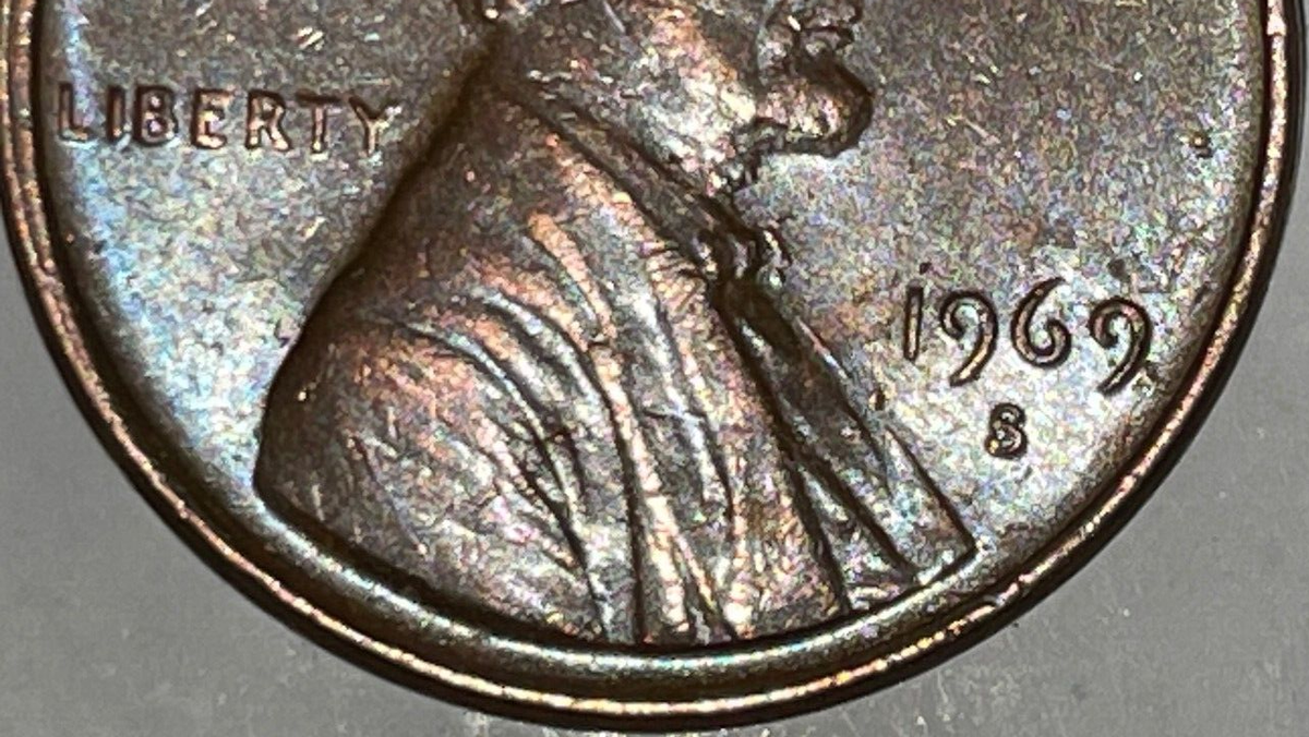 1969 S Lincoln Memorial Penny Rare Error Miss Place Mint Mark