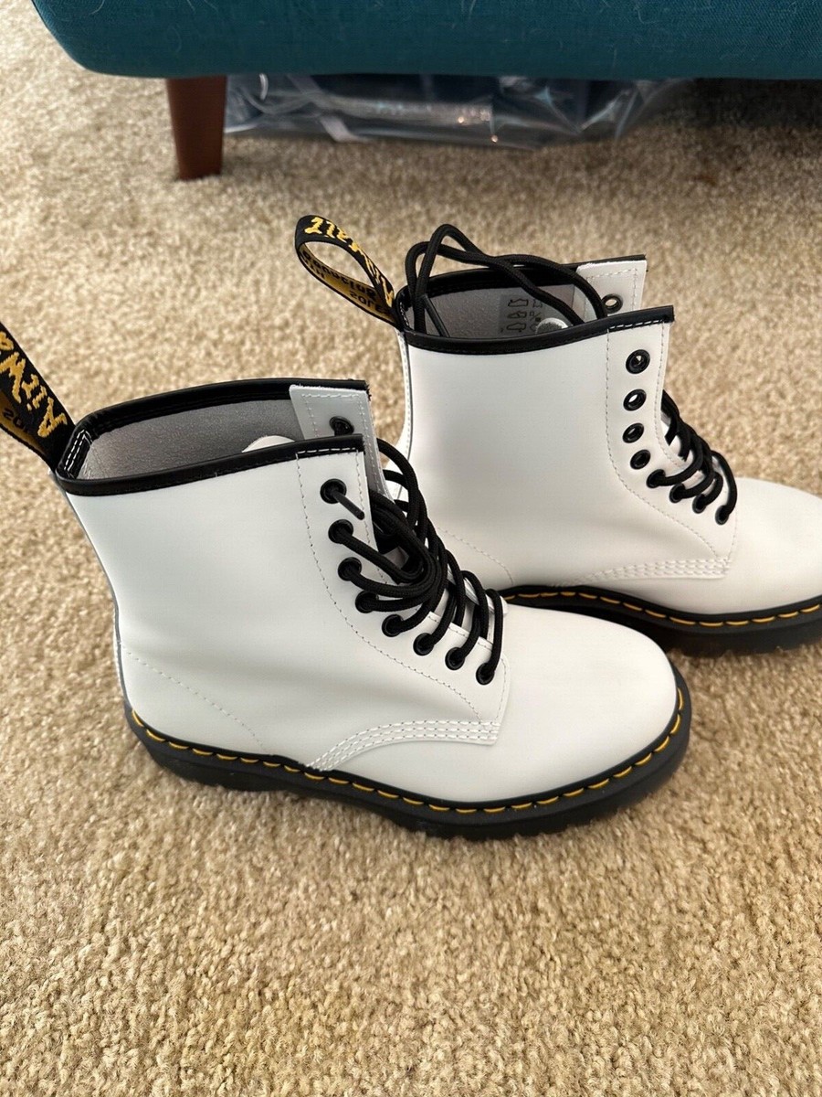 ドクターマーチン ホワイト US9 27.0〜27.5 Doc Martens white boots with yellow stitching mens size 9 | eBay