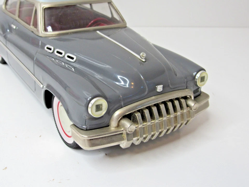 1/18 50’s FIFTIES Buick Sedan TYPE 1950 BLUE GRAY TIN Friction CAR Japan Box P15 - Image 4 of 4