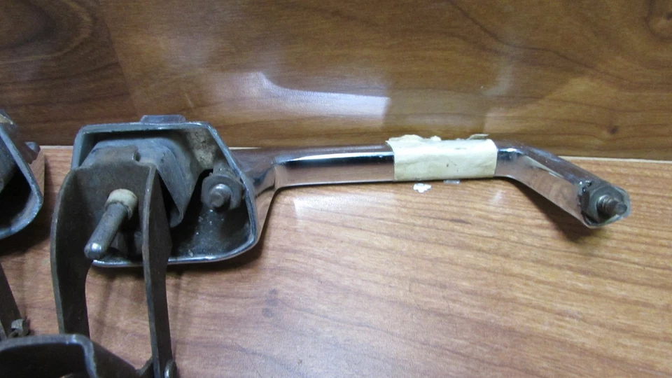 Mercury Cougar 1969-1970 manijas de puerta exterior conductores y pasajeros L & R Foto 4 de 4