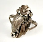 Vintage Manygoats Navajo Sterling Silver Ring Floral Leaf 3.4g Size 7 - SIGNED!